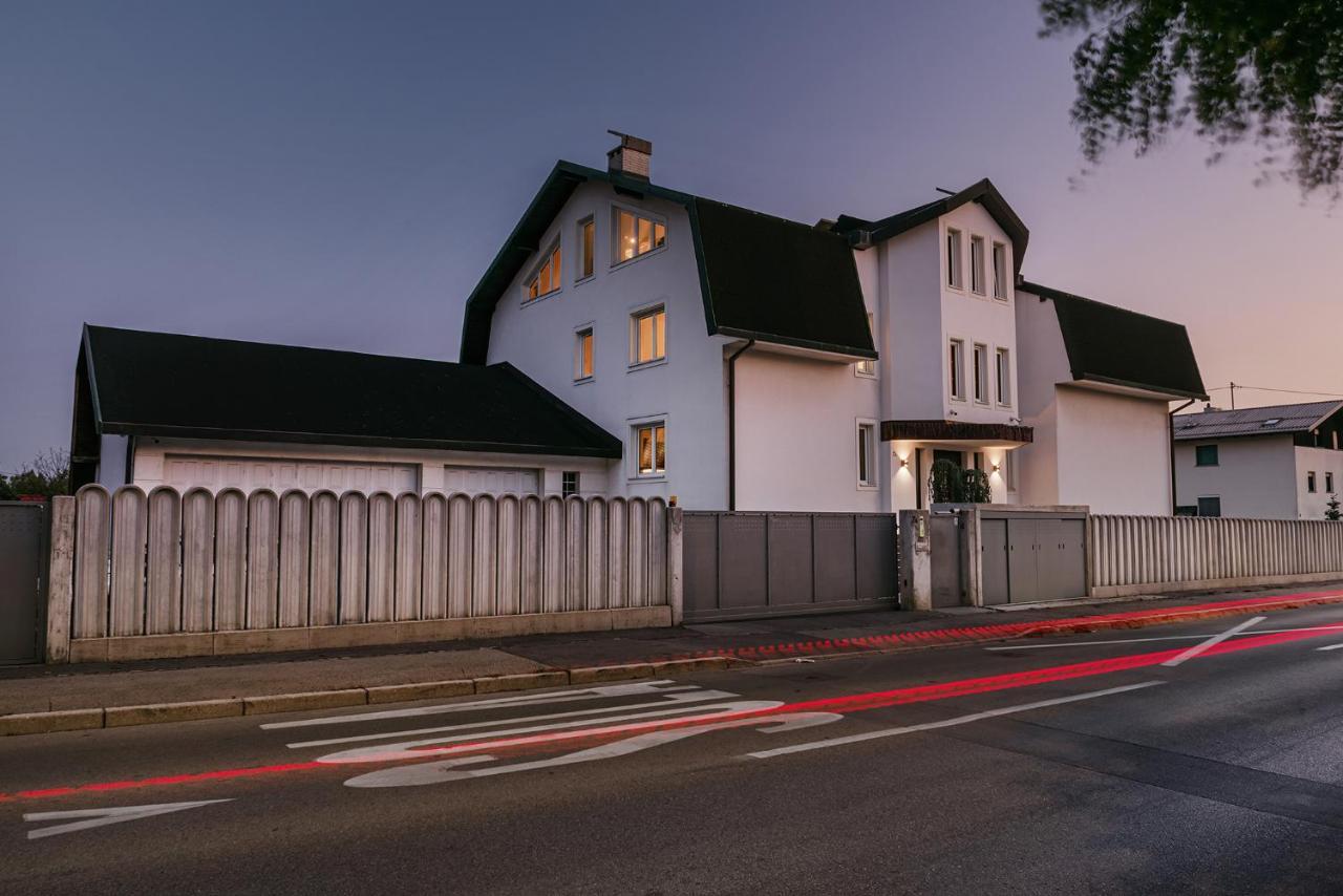 Hotel Eagle'S Nest Lublaň Exteriér fotografie